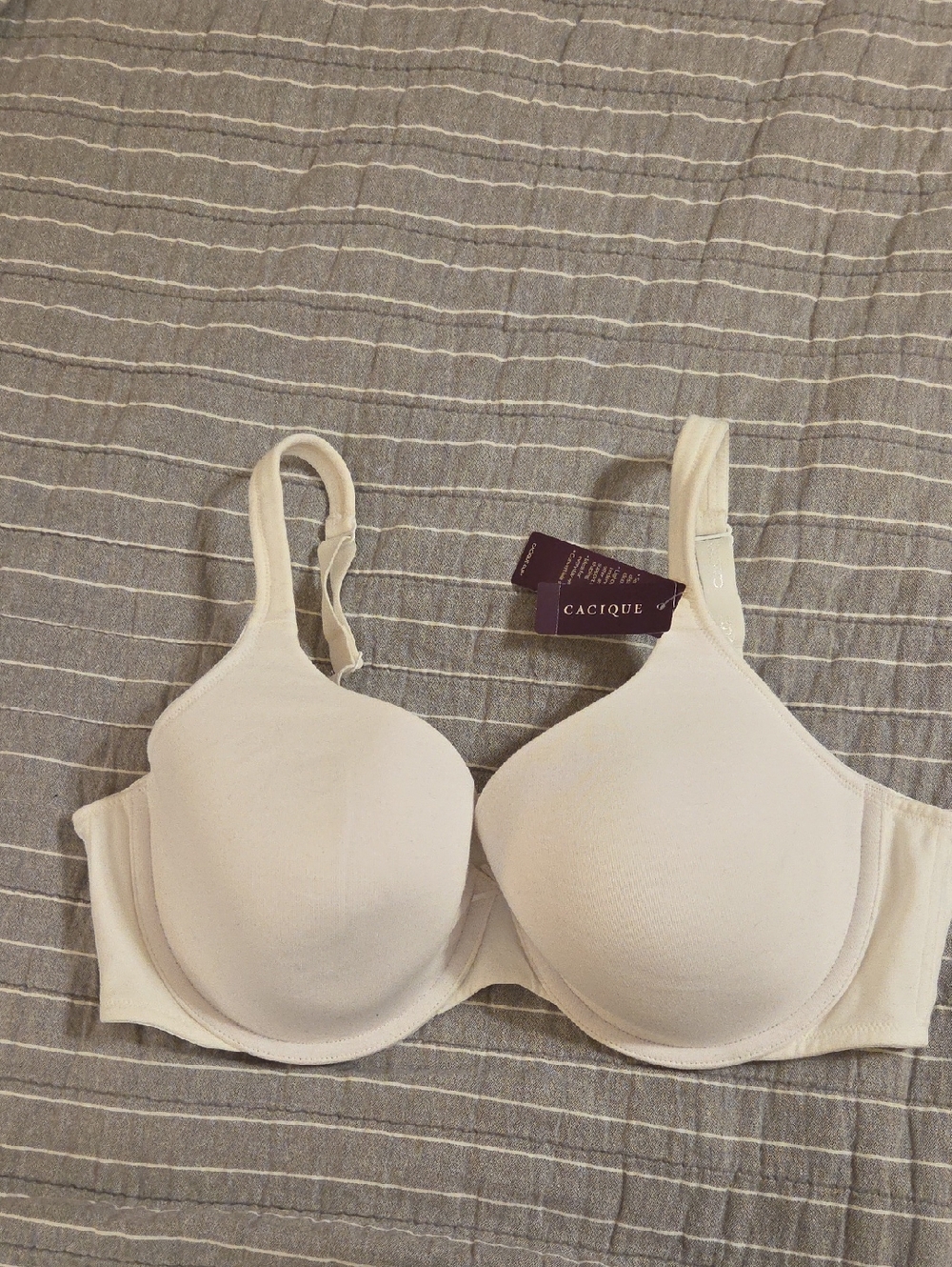 Cacique Cream Molded Underwire T-Shirt Bra